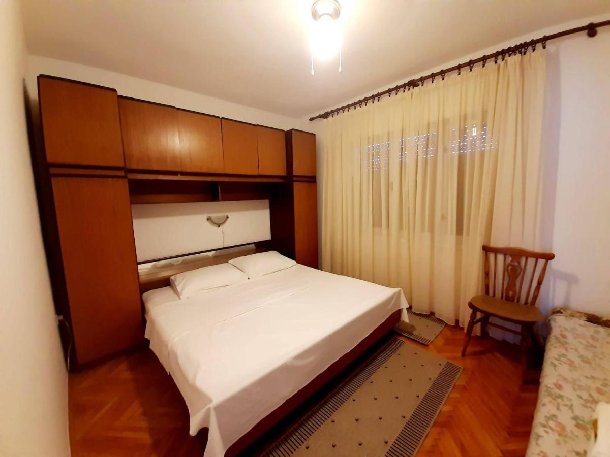 Apartment Riko - Accomodation "With" The Adriatic Sea Kampor Exterior foto